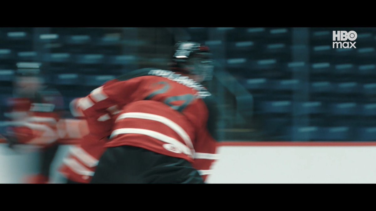 Non stiamo piangendo, ci è solo entrata una mazza da hockey nell'occhio. #HeatedRivalry arriva su HBO Max in Italia il 13 Febbraio 🏡 🏒 ❤️‍🔥