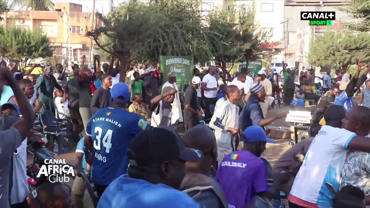 #CanalAfricaClub ๐ : Les Blancs de Bamako ๐ฒ๐ฑ pourront sโappuyer sur le soutien de leur public, pleinement mobilisรฉ pour les accompagner jusquโau bout de la saison ๐ฅ