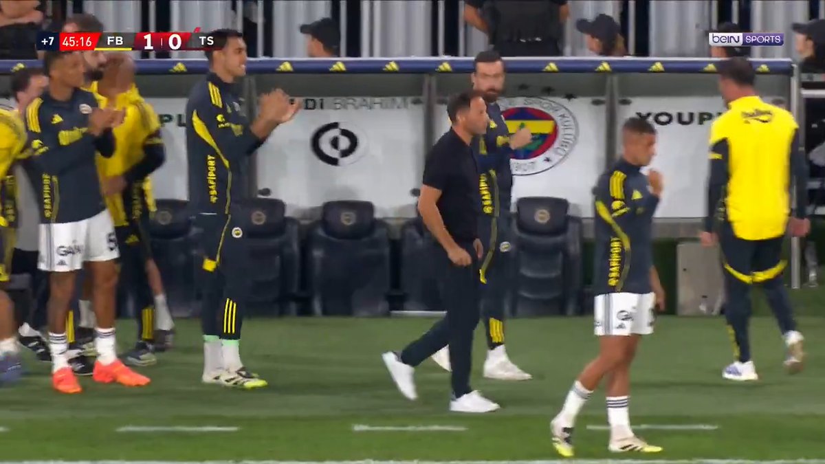 Bu adamın ismi kulağa hoş geliyor.
