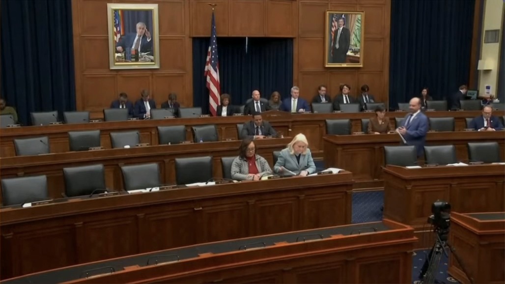 Rep. Torres: Does the president have the constitutional authority to remove the chair of the Federal Reserve solely because of a policy disagreement? Bessent: I'm not a lawyer and I don't have an opinion. Rep. Torres: What is the administration's opinion? Bessent: There are varying opinions in the administration