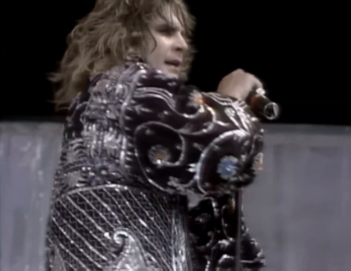 Black Sabbath feat. Ozzy Osbourne - Paranoid (Live Aid 1985)