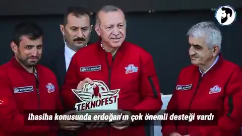 Selçuk Bayraktar’ın üstüne titreyin! Gölgesine bile laf edilmesine izin vermeyin. Yakın zamanda herkes kıymetini anlayacak. Bu videoyu elden ele yayalım arkadaşlar.
