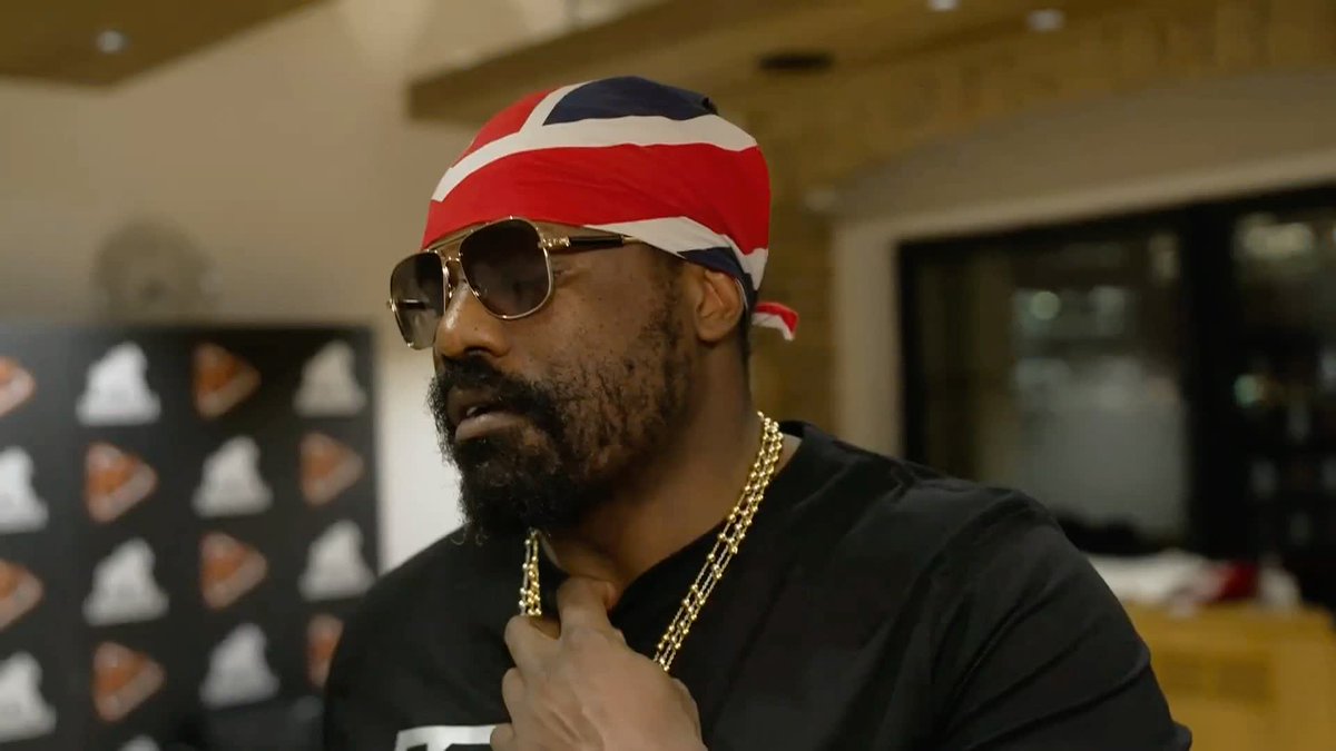 "We're going to retire together" 👀 Derek Chisora has vowed to retire Deontay Wilder by knockout in what will be Chisora's last boxing match 😯
