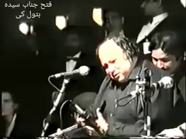 Rare Footage of Amitabh Bachan &amp; Imran Khan listening to Qwalli of Ustad Nusrat Fateh Ali khan