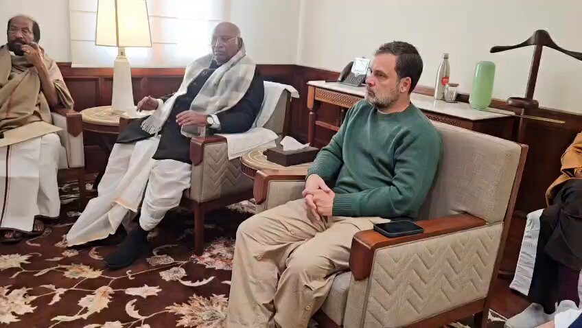 INDIA bloc floor leaders met in the chambers of Congress President &amp; Rajya Sabha LoP Shri Mallikarjun Kharge for a meeting. LoP Shri Rahul Gandhi was present as well. 📍New Delhi