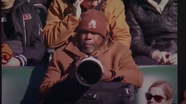 .Myles Garrett reacts to the viral moment his dad brought a pretty big camera to his game against the Cincinnati Bengals 🤣 #FallonTonight