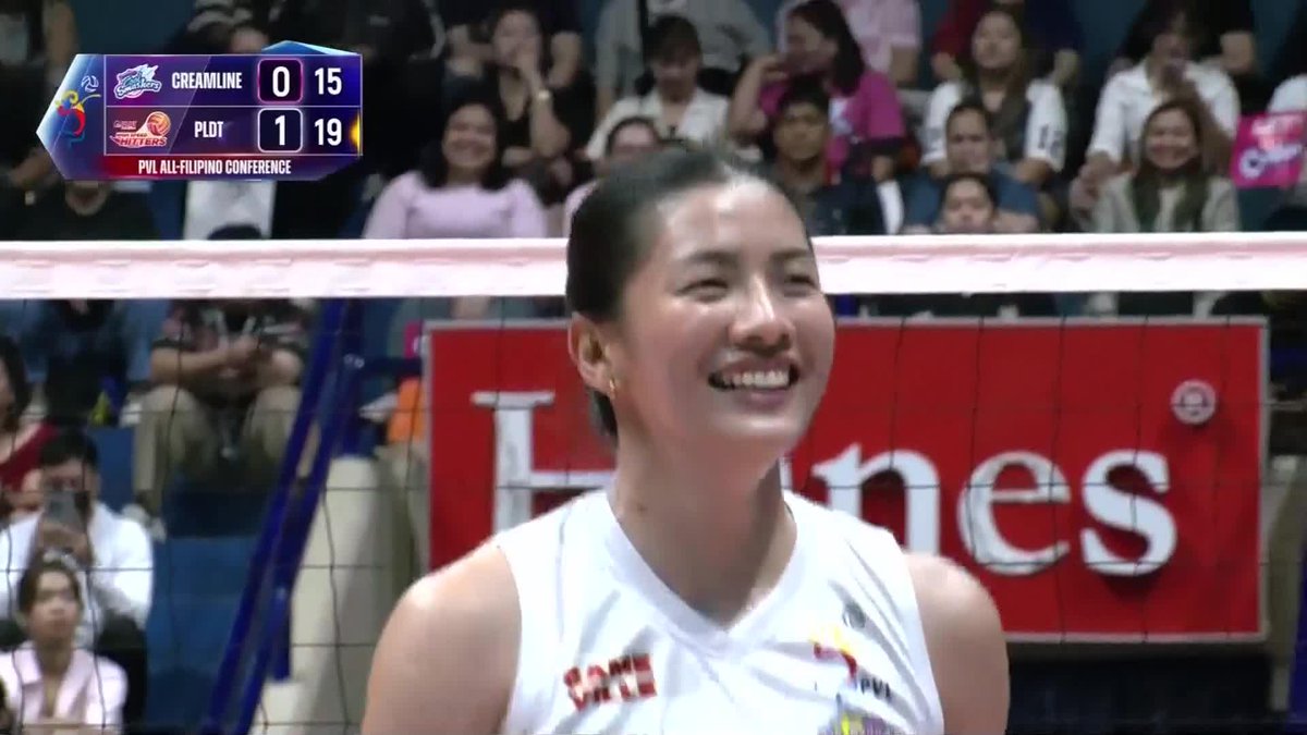 DY PAPATALO 💪 Kianna Dy adds her firepower to the PLDT High Speed Hitters' scoring run, helping maintain their lead in the second set against the Creamline Cool Smashers at the 2026 PVL All-Filipino Conference. #PVL2026 #TheHeartofVolleyball