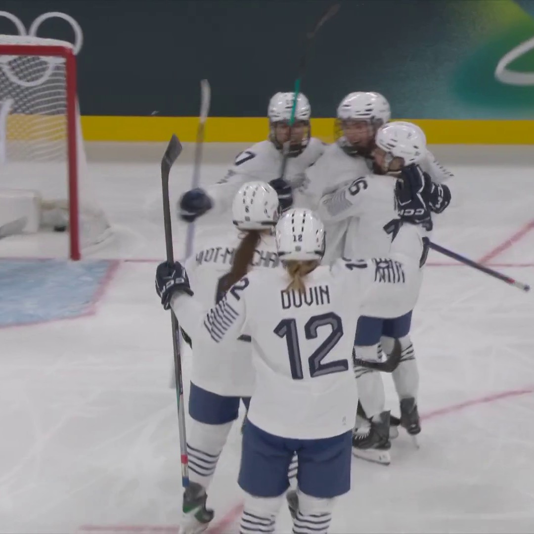 🇫🇷 Un petit moment d'histoire : le premier but de l'équipe de France féminine de hockey aux Jeux Olympiques ! Il est signé Gabrielle de Serres face à l'Italie #MilanoCortina2026