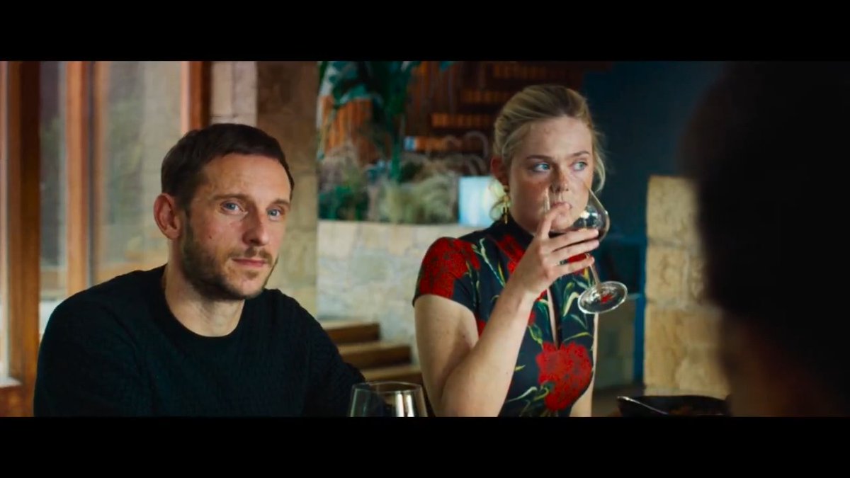 Primeiro clipe de ‘ROSEBUSH PRUNING’, novo filme de Karim Aïnouz. Etrelado por Elle Fanning, Pamela Anderson, Callum Turner, Riley Keough, Jamie Bell, Lukas Gage, Elena Anaya e Tracy Letts.