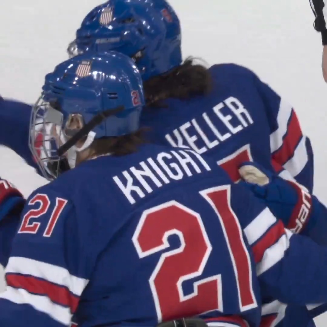 USA WOMEN'S HOCKEY BREAKS THE ICE. 🇺🇸 Their first goal of Milan Cortina 2026 makes it 1-0 against Czechia!