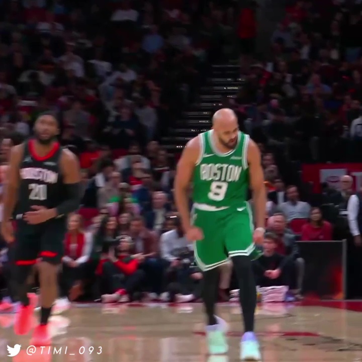 Derrick White's 3rd quarter takeover last night was pretty incredible: