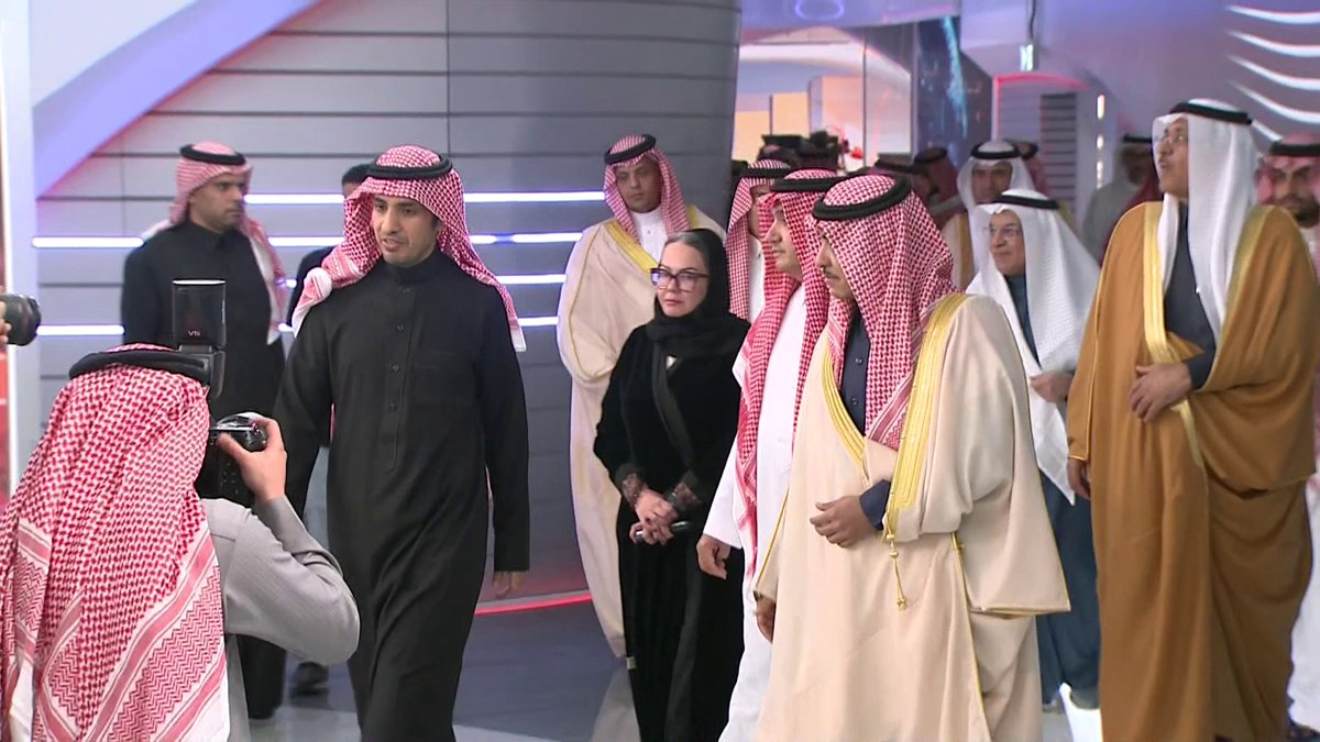 أحدث تقنيات تكنولوجيا الإعلام والاتصال الجديدة.. شبكة العربية تدشن مبناها الرئيسي والجديد في العاصمة #الرياض #قناة_العربية