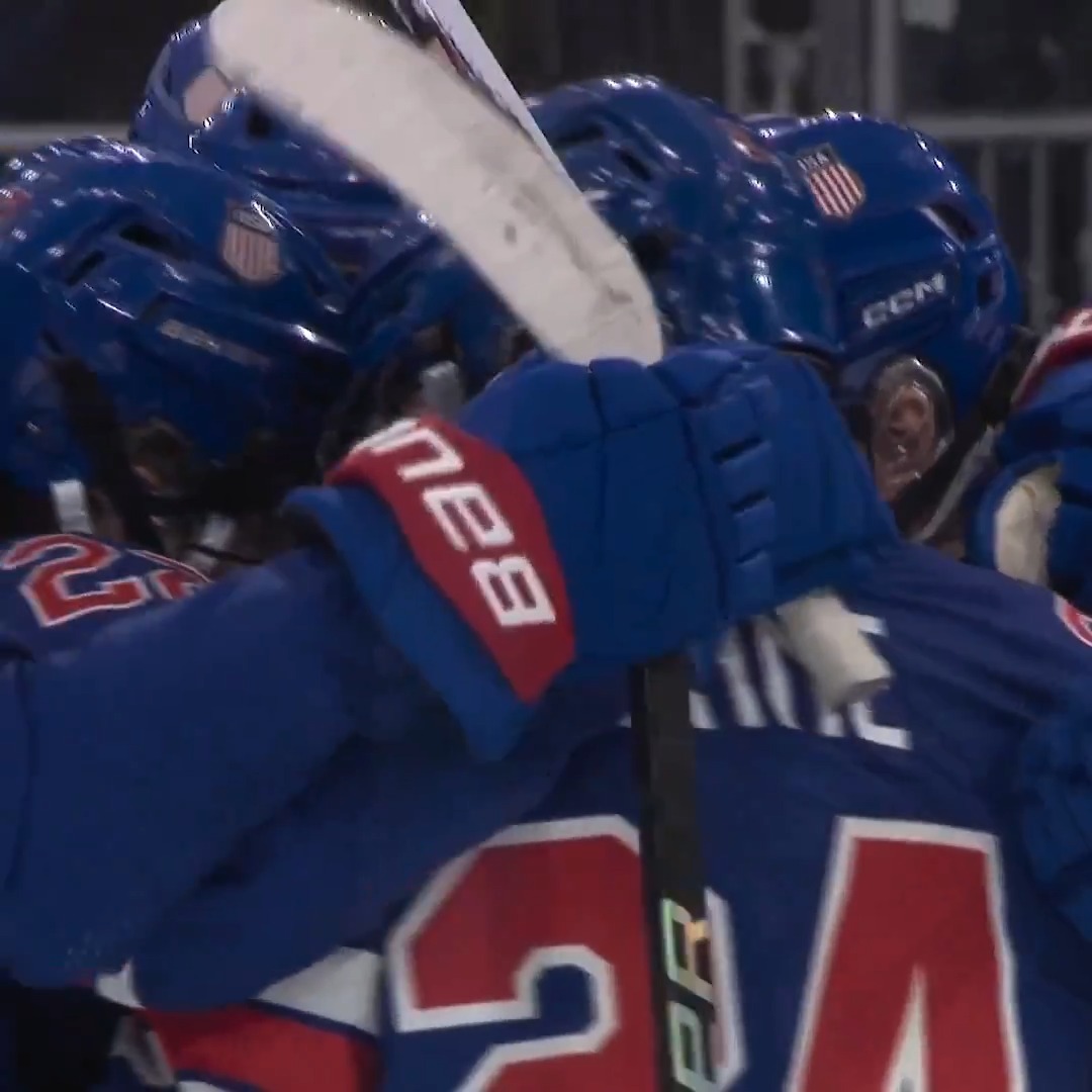 TWO GOALS IN 83 SECONDS. The USA makes it 3-0 thanks to Joy Dunne and Hayley Scamurra! 📺 USA & Peacock