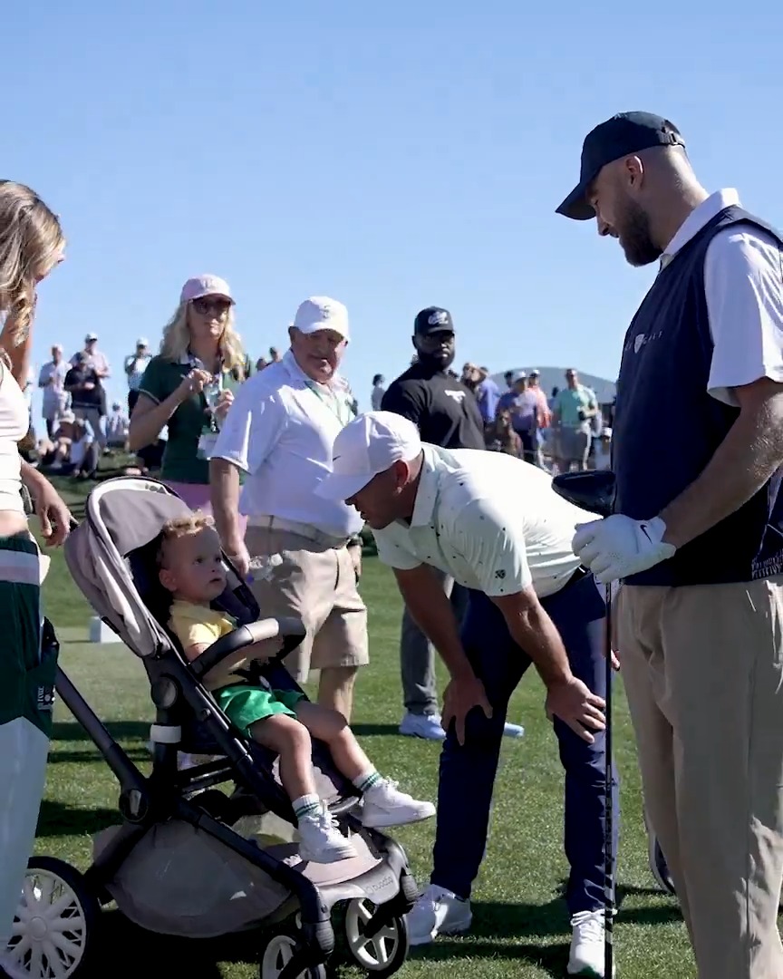"Remember when you watch football, you watch him." Brooks Koepka introduces @TKelce to his son Crew during the WM Phoenix Open pro-am 🥹