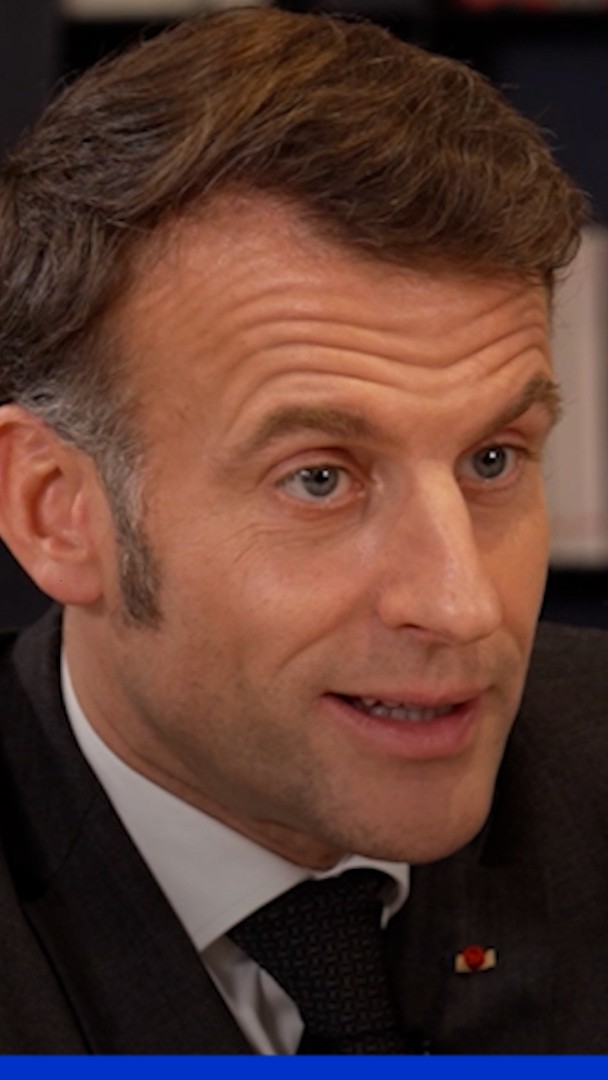 💬 "C'est très sympa" ➡️ Emmanuel Macron réagit au "For sure", devenu viral
