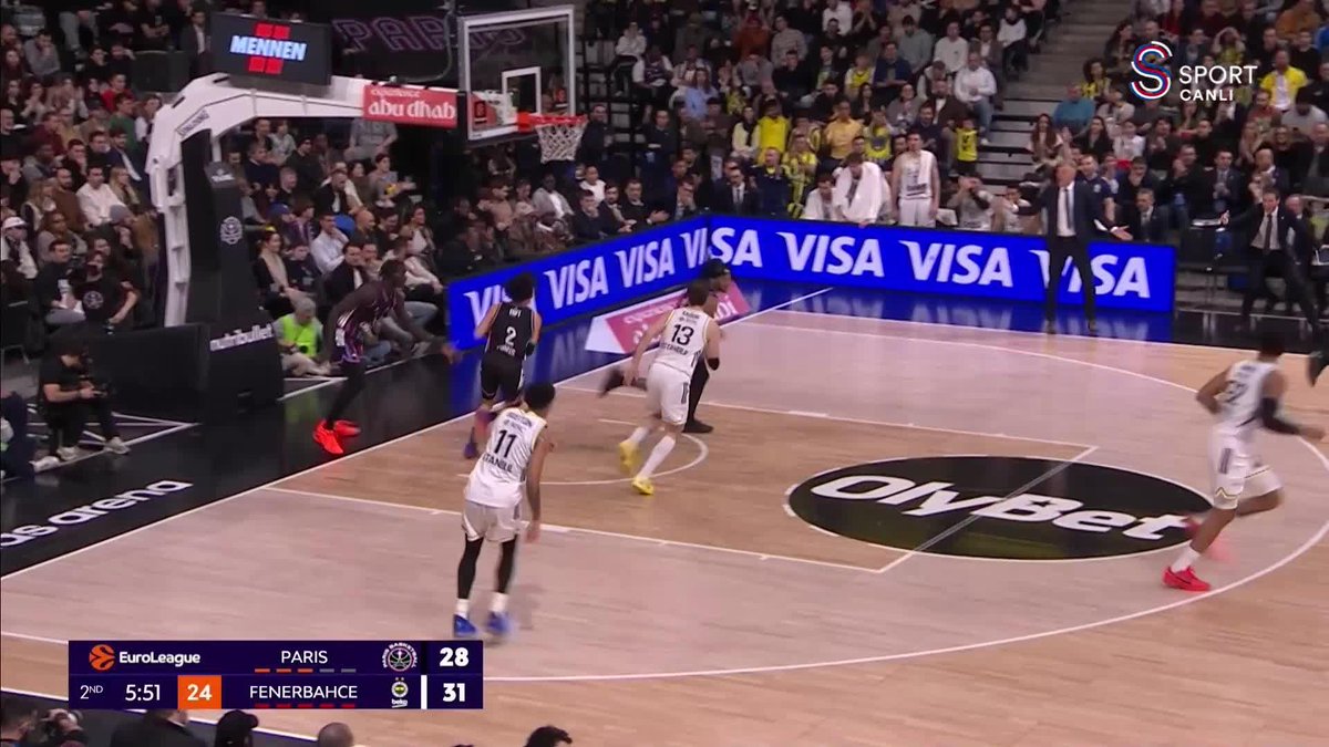 💛💙 Brandon Boston, Kobe'ye selam çakıyor.