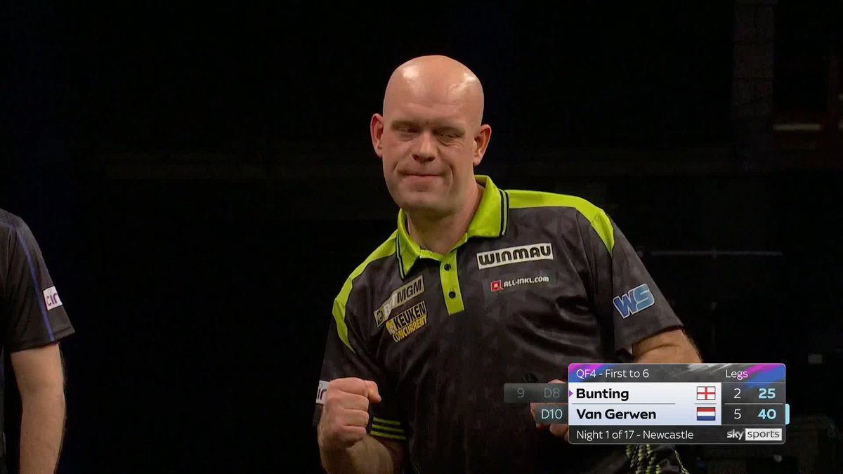 VAN GERWEN BLITZES BUNTING! Six legs on the spin 🤯 Michael van Gerwen recovers from 2-0 down to storm six straight legs and set up a semi-final clash against Luke Humphries! 📺 #PLDarts | QF4