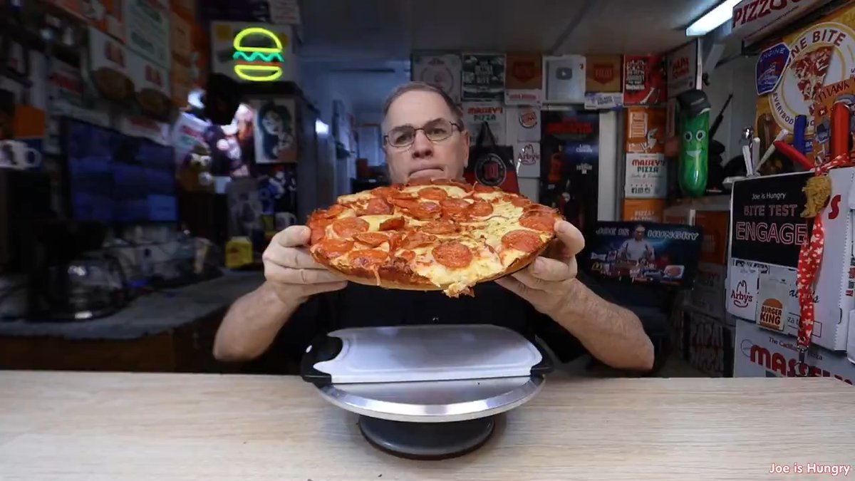 What’s happening? Pan Pizza reveal + deconstruct