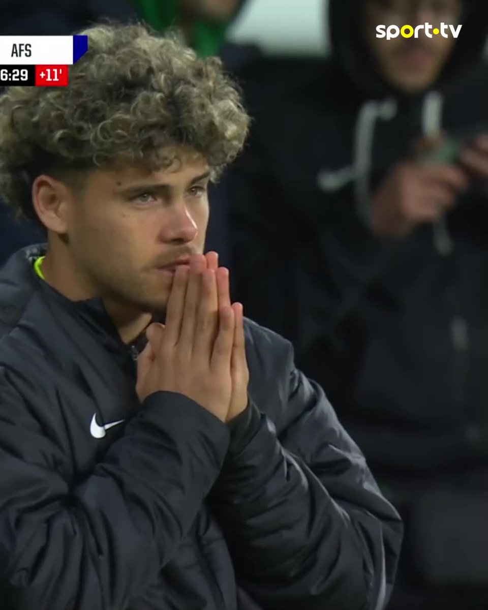 Antoine Baroan reforçou o AVS no último dia do mercado... e lesionou-se gravemente na estreia. Muita força 🙏