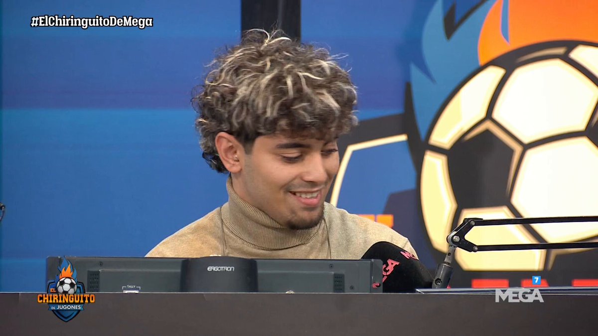 🎶 Qué mejor que terminar programa con música en directo... 👏 ¡Qué grande eres, Brandon Parasole!