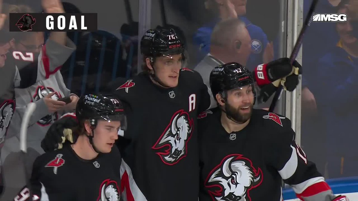 Tage Thompson’s 30th of the year pulls the Sabres within 1 🚨