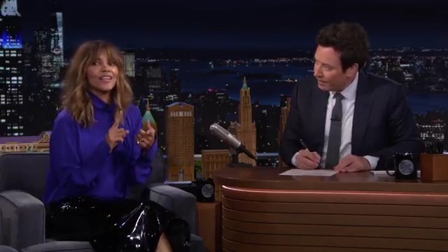 .Halle Berry has a question for @ChrisHemsworth ahead of his appearance tomorrow night 👀 #FallonTonight