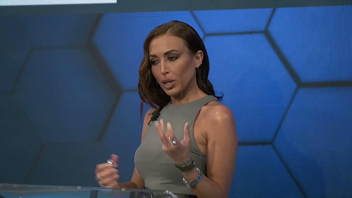 🇪🇸🤝🇲🇽"Cuando llegas a México y te abrazan... es IMPOSIBLE no querer ser mexicano"🔥 🎙️ Claudia García cree que es lógico que Álvaro Fidalgo cambie de opinión para jugar con Selección Nacional. #CuadroTitular