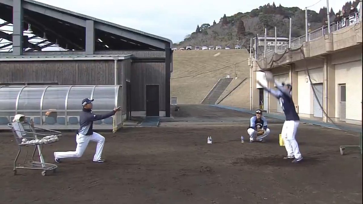 埼玉西武 #茶野篤政 選手がナイスジャンプ👏 #seibulions 👇ライブ配信はこちら