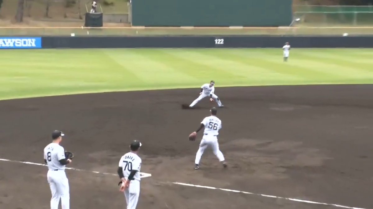 【宜野座】 強肩ぶりを見せつけ、難なく1塁アウトに仕留める小幡選手！ #hanshin #虎テレ #阪神タイガース #熱覇 虎テレでは春季キャンプをライブ配信