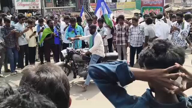 నవ్వొద్దు మరి