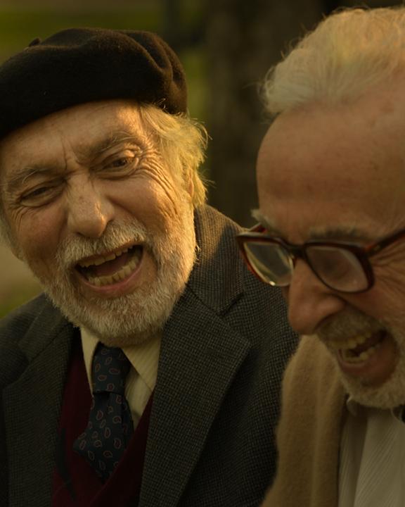 🍿 Salió el tráiler de la película de “PARQUE LEZAMA”, adaptada de la obra teatral argentina Protagonizada por Luis Brandoni y Eduardo Blanco y dirigida por Juan José Campanella, estrena en cines el 19 de febrero y en Netflix el 6 de marzo