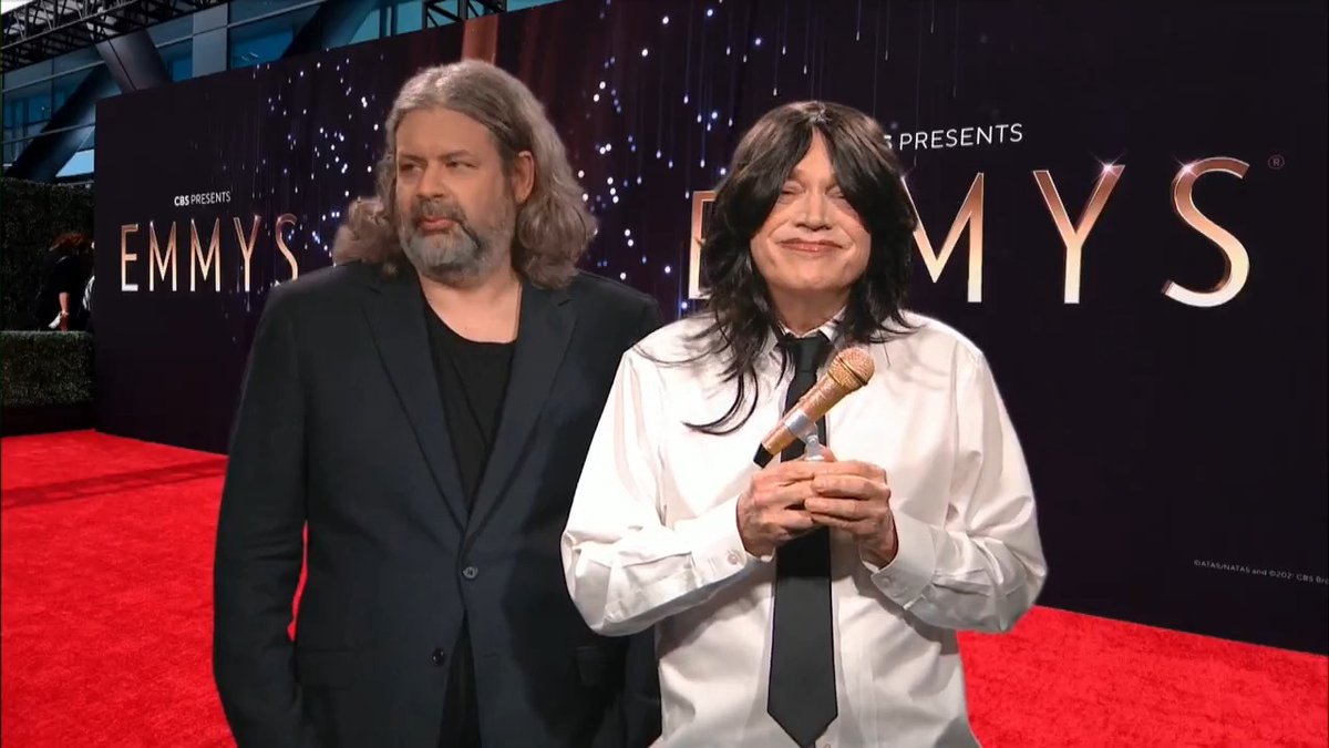 British TV show mocks Billie Eilish’s “stolen land” speech with hilarious parody. “What do you mean my house is on stolen land?” 🎥 Ash / Kevin O'Sullivan