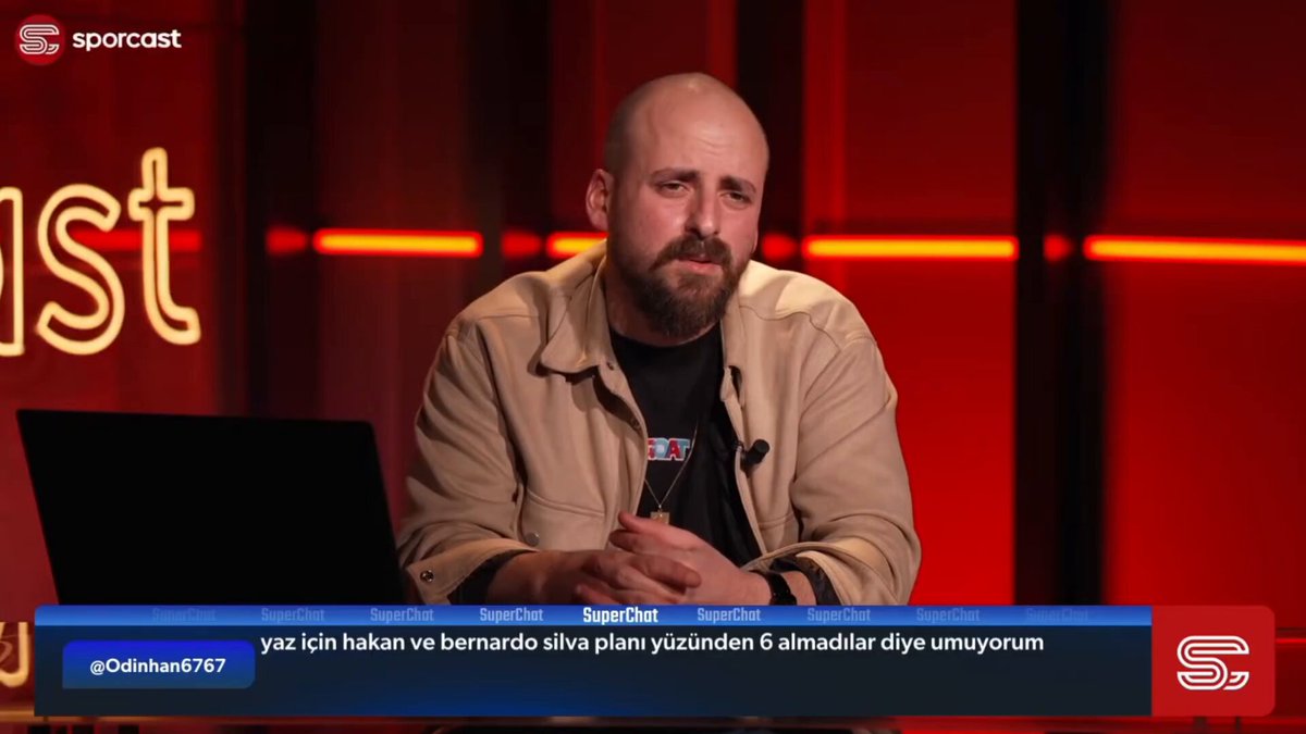 🗣️ Burhan Can Terzi: "Galatasaray'ın yazın planlarından biri Hakan Çalhanoğlu. Yazın Hakan Çalhanoğlu'na Galatasaray forması giydirmek istiyor yönetim. Bernardo Silva ile de belli bir zemine kadar gelindi ama Bernardo Silva seviyesinde yine o coğrafyadan başka biri de olabilir. Bernardo Silva ile de ama belli bir zemine kadar gelindi." (Sporcast)