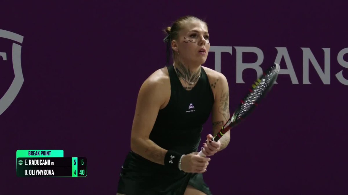 A spooky shot 🧛‍♀️ Emma Raducanu | #TransylvaniaOpen