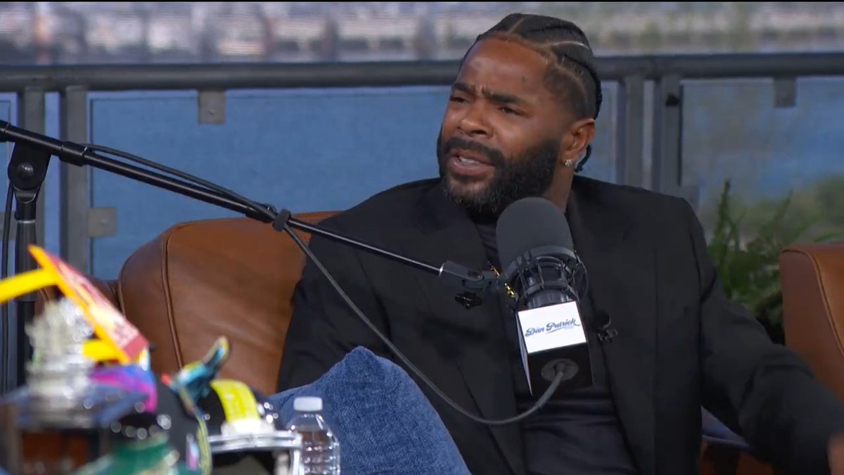 Robert Kraft asked Malcolm Butler what his name was after his Super Bowl-winning interception😅 "Robert Kraft asked me what was my name, I said, 'I work for you!'" – Malcolm CB Butler