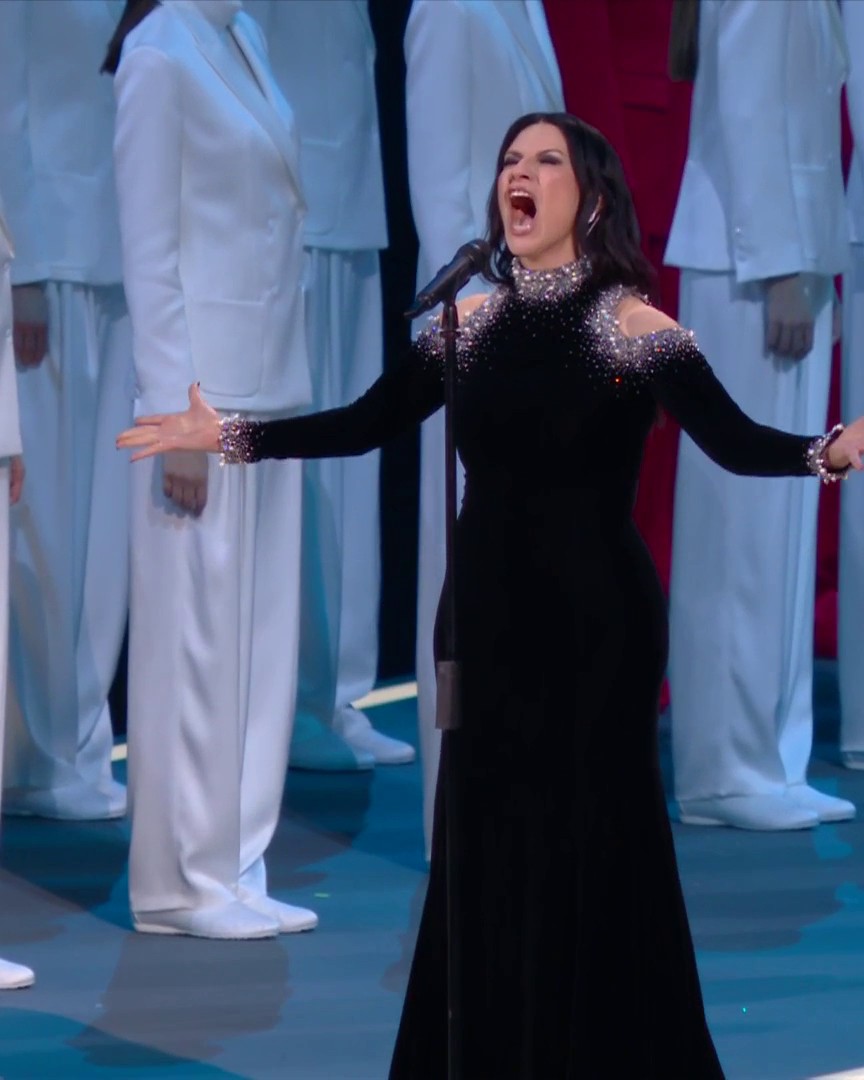 🇮🇹 Les frissons : Fratelli d'Italia, l'hymne italien, sublimé par l'interprétation de Laura Pausini. La cérémonie d'ouverture des Jeux Olympiques de #MilanoCortina2026, c'est en intégralité sur Eurosport et HBO Max