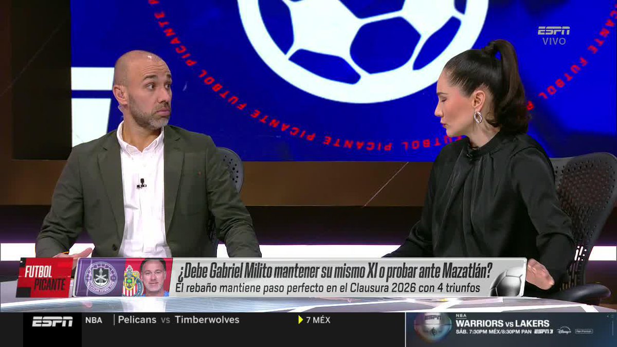 "Lo que hace la directiva de Chivas, no solo ven al futbolista, estudian al ser humano. Es parte del éxito". 👀 ¿Estás de acuerdo con @AdalFrancoESPN? Disfruta Futbol Picante en #DisneyPlus 📺