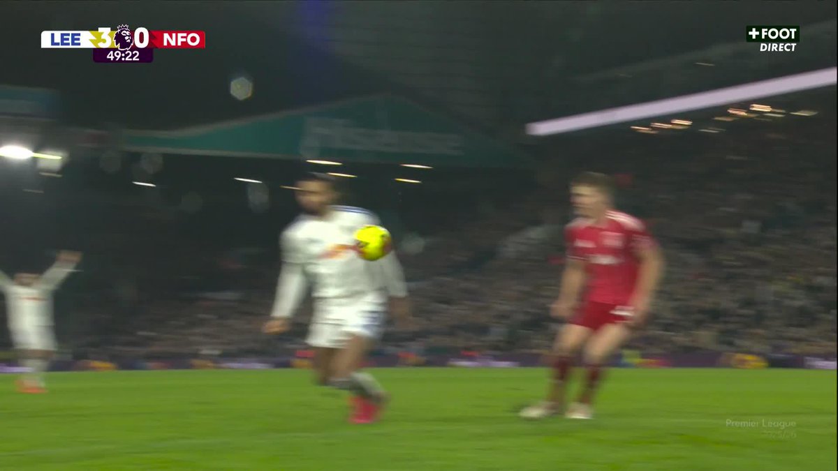 #PL 🏴 : Calvert-Lewin marque de la poitrine 🤯
