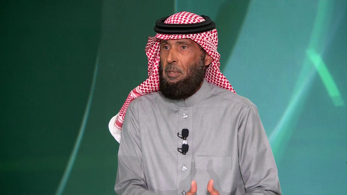 تعليقاً على امتناع #رونالدو عن اللعب مع #النصر.. صالح المطلق لـ #في_المرمى: بأي حق يحتج كلاعب! فهو جزء من فريق مهما كان اسمه.. فاعتبار رونالدو كل شئ في النادي هذا خطأ تاريخي وسيدفع ثمنه النصر 📺 شاهدوا الحلقة الكاملة من هنا: