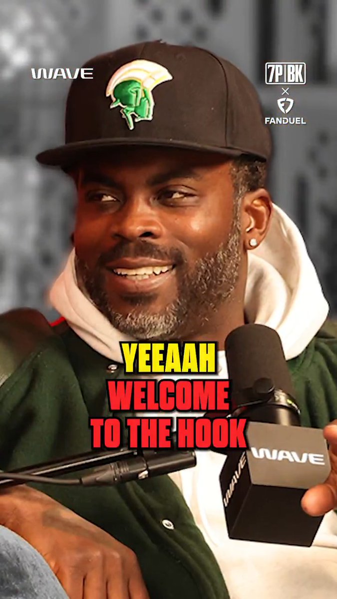 Melo's favorite QB Michael Vick pulled up to talk about revolutionizing the NFL, his Super Bowl prediction & much more 🔥 Lock in Monday for 7PM in Brooklyn with No. 7 🫡