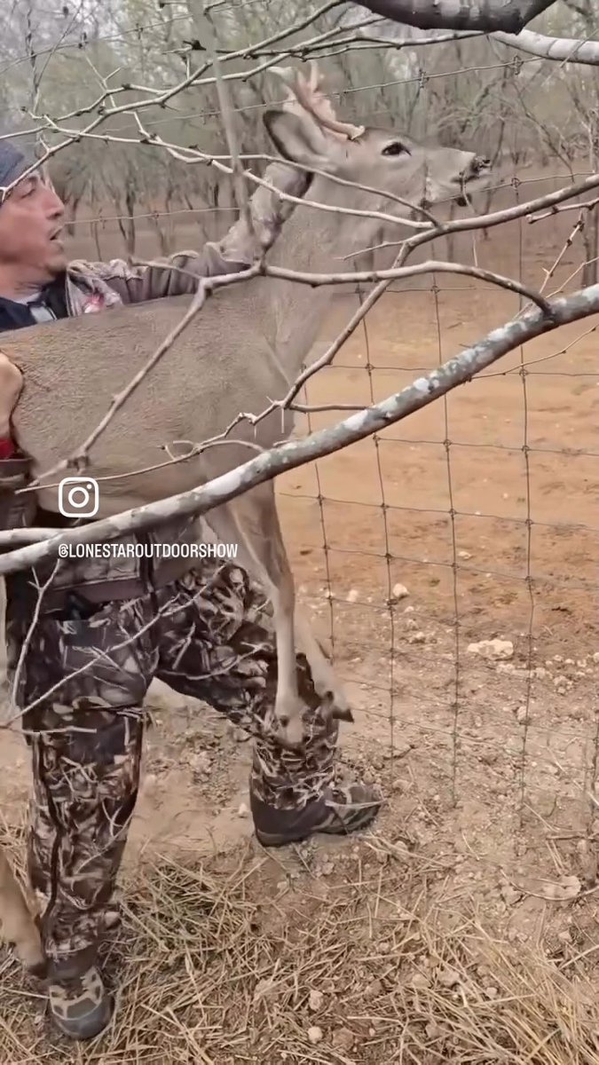 A true act of kindness, thank you to Adolfo Lozano. 📽️Lone Star Outdoors Show #FindYourAdventure #outdoors #hunting #deer #deerhunting #kind