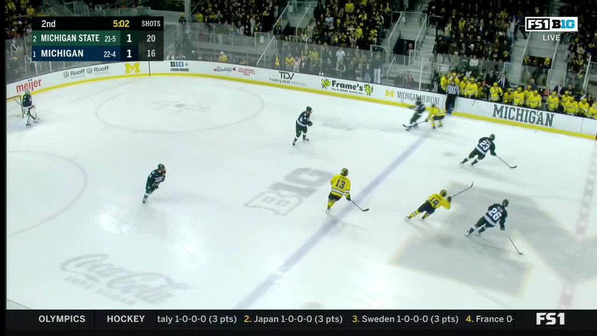 Shane Vansaghi breaks the tie to give us a 2-1 lead in the second!