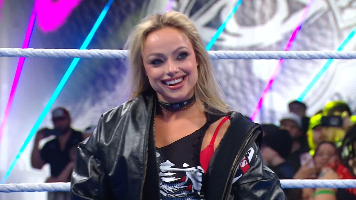 2026 Royal Rumble Winner LIV Morgan is in the house! 👏