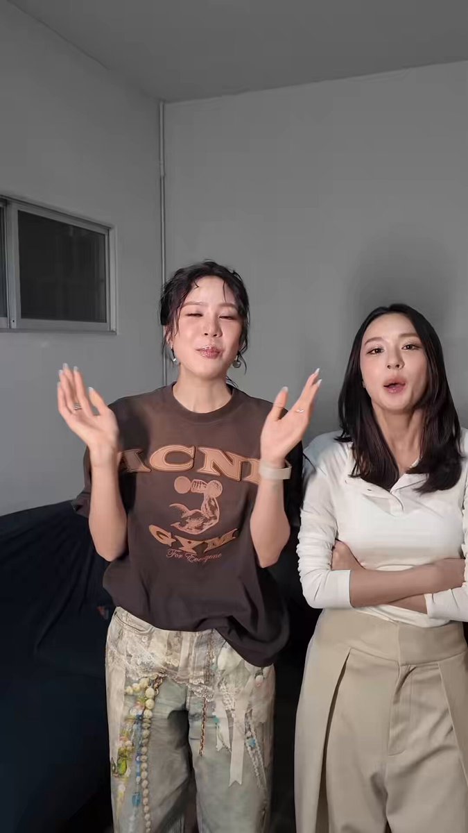 พูดประโยคตามอิโมจิ 🤪😱 #ConversationThailand #Enjoyyotdr #Junenannirin #EnjoyJune #เอนจอยจูน