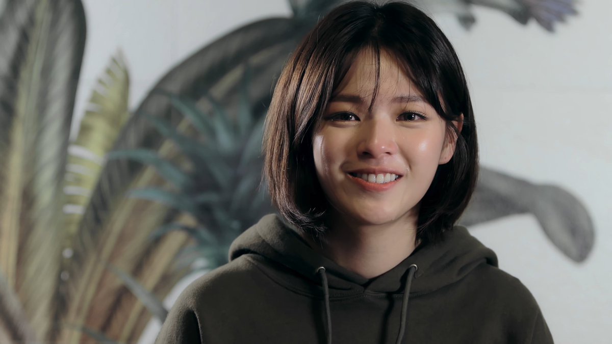 You know what? You’d have to be the purest form of evil to hate on Jeongyeon…