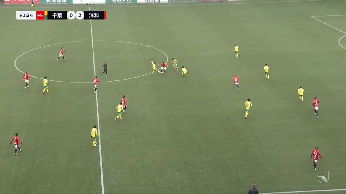 開幕から出場機会を得た19歳 #照内利和 の巧みなキープ👏👏👏 #UrawaRedDiamonds #urawareds #浦和レッズ #WeareREDS #Jリーグ #開幕戦 #matchplayback #サッカー
