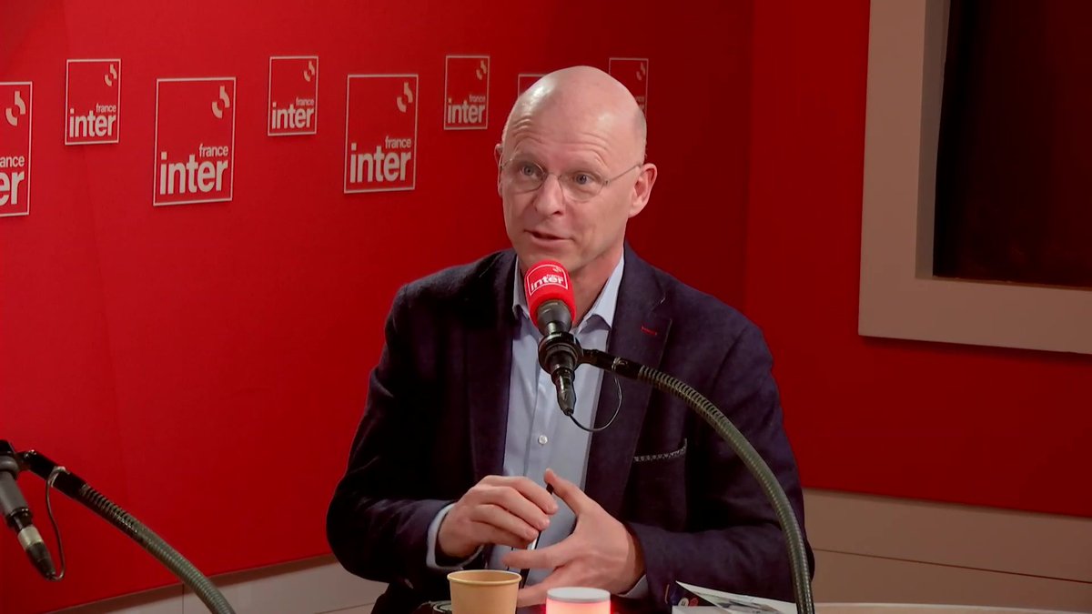 "Au commencement était la géométrie" affirme Stanislas Dehaene, professeur au Collège de France. Il publie "Le Rectangle de Lascaux" (Odile Jacob).