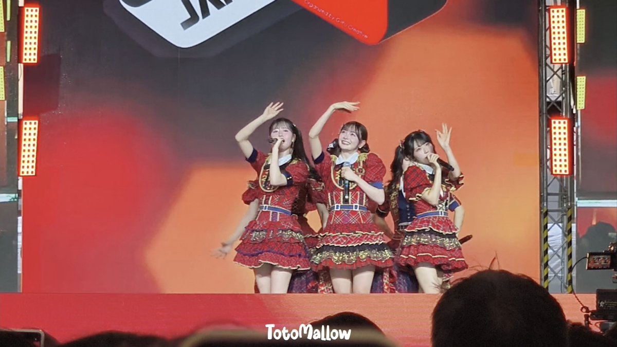 Nagori Zakura - AKB48 @ #JapanExpoThailand2026 #伊藤百花 #佐藤綺星 #八木愛月 #小栗有以 #新井彩永 #倉野尾成美 #AKB48