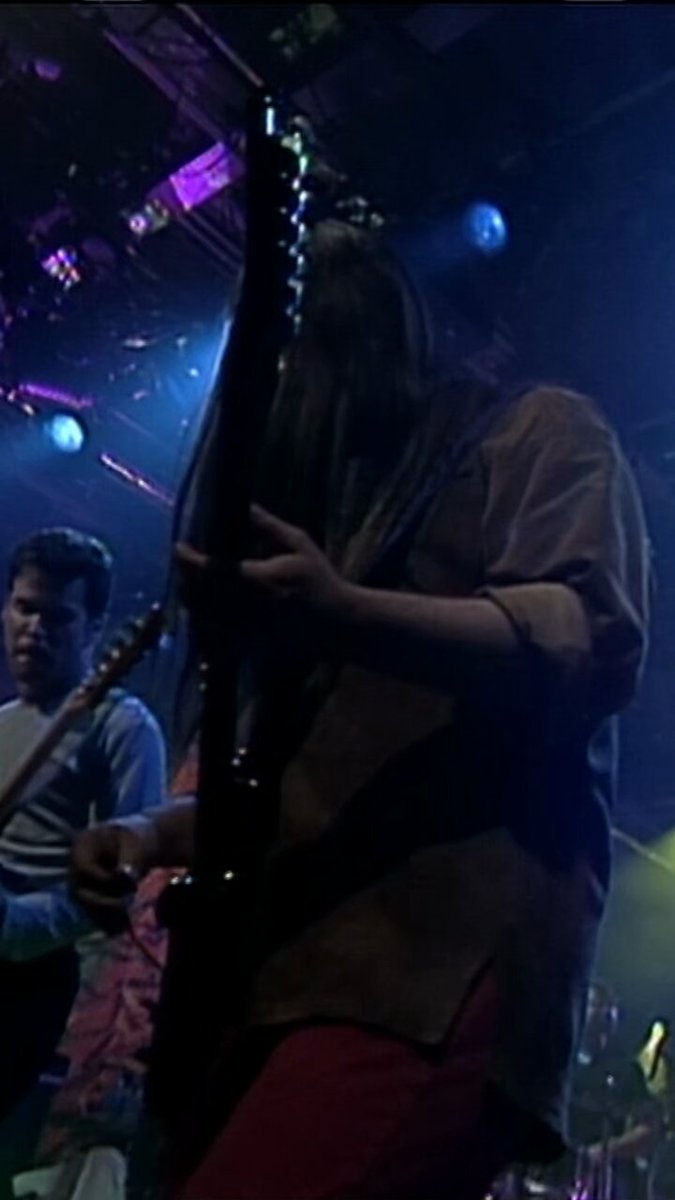 ‘Escape Is at Hand for the Travellin’ Man’ live in Toronto, 2000. Have you even seen us play this one live? Which show? Watch the full song: