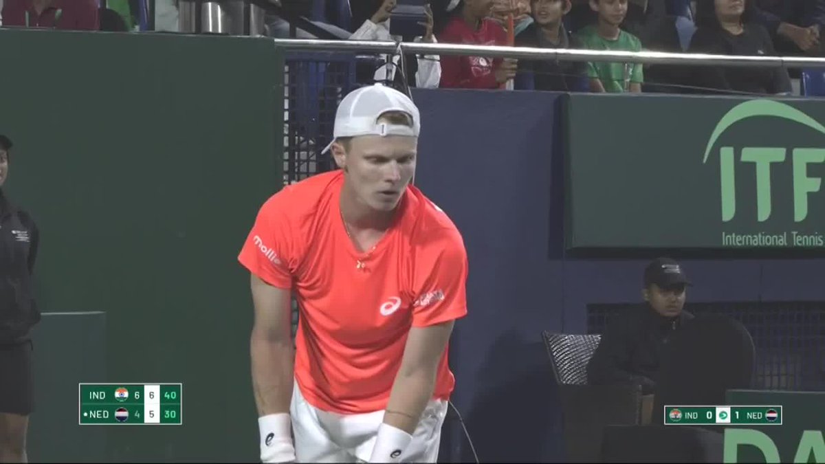 Just look at what it means 😍🇮🇳 The moment Suresh Dhakshineswar beat Jesper de Jong to pull India level at 1-1 against the Netherlands. #DavisCup All India Tennis Association